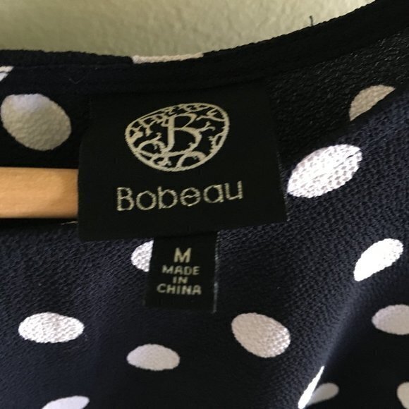 BOBEAU Polka Dots Blouse Bat Ruffle Sleeve Top - Picture 4 of 7